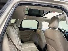 2018 Ford Escape SEL / AWD / Heated Leather / Roof / Nav / Cam - Photo 11