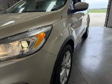 2018 Ford Escape SEL / AWD / Heated Leather / Roof / Nav / Cam - Photo 26