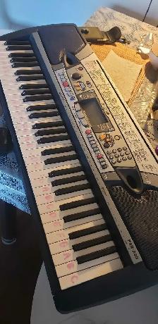 piano with 61 keys with stand - Photo 2