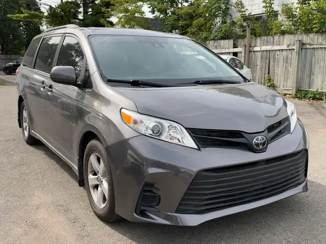 2019 Toyota Sienna L