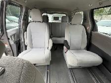 2019 Toyota Sienna L - Photo 8