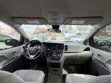 2019 Toyota Sienna L - Photo 9