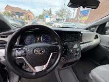 2019 Toyota Sienna L - Photo 10
