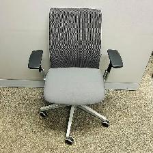 Used Chairs for Sale - Ufficio Furniture - Call Us Now! - Photo 6