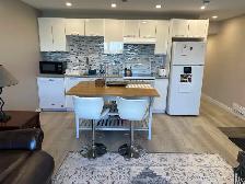 2 fully furnish bedrooms legal suite in walkout basement - Photo 2