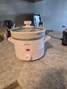 Slow Cooker - Rival 2 quart - Photo 2