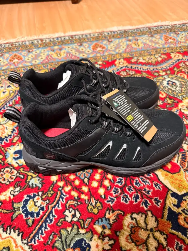 S Sport Skechers steel toe safety shoes