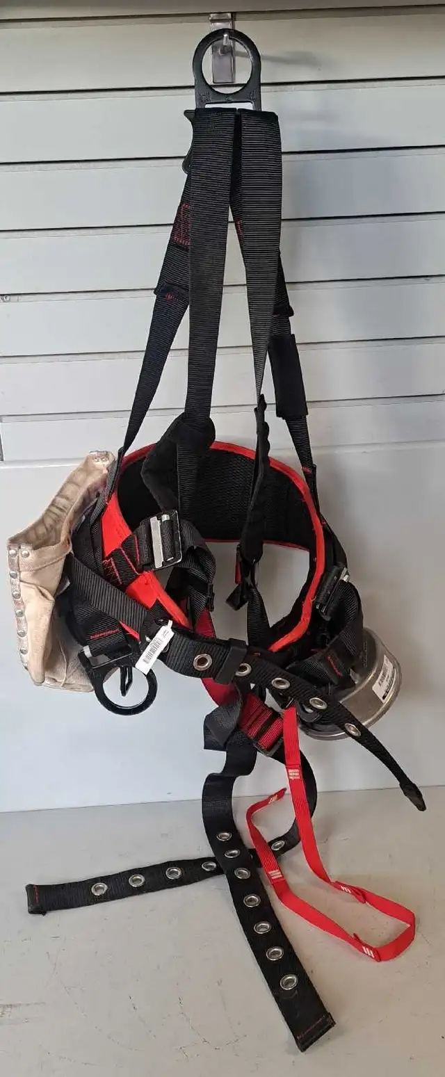 XL 3M 1161310C Iron Workers Belt (31437431)