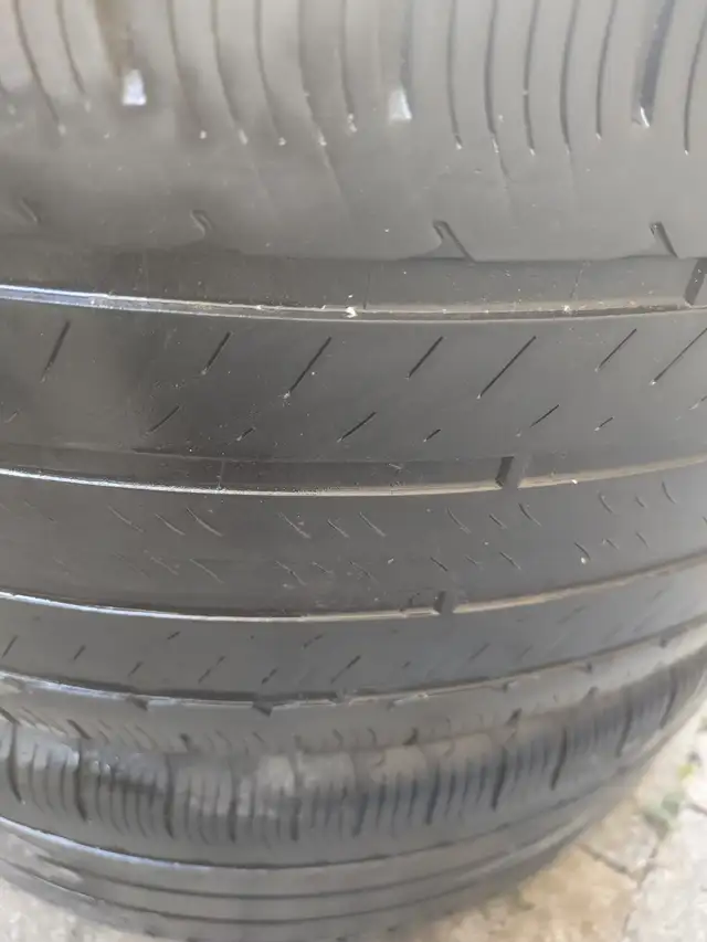 295-40R20x2 pneus été Michelin Latitude pour dépanner 1 été