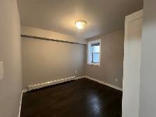 Amazing Downtown 3Bedrooms 2 Baths Apartment - Photo 9