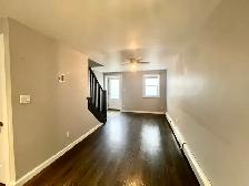 Amazing Downtown 3Bedrooms 2 Baths Apartment - Photo 12