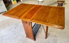 Antique Oak Wood Drop-Leaf Gate-Leg Table  (w Storage Drawers)