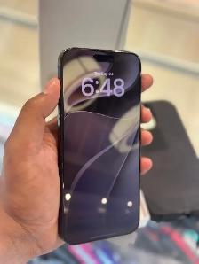 iPhone 16 Pro Max 512GB - With OtterBox Case - Photo 3