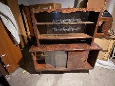 Free delivery antique Vintage Mid-Century Walnut China Cabinet - Photo 8