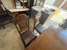 Free delivery antique solid oak dining table with 5 chairs - Photo 10