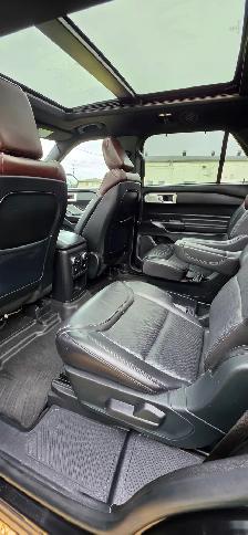 2020 Ford Explorer PLATINUM AWD /ACCIDENT FREE & ONE OWNER/ - Photo 29