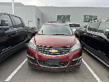 2017 Chevrolet Traverse LT - Photo 3