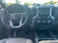 2022 GMC Sierra 1500 Limited Crew Cab SLT - Photo 19