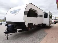 2024 Forest River Salem Platinum Rear Kitchen Panoramic Windows - Photo 8