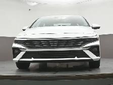 2025 Hyundai Elantra Preferred Tech Heated Seats/Wheel, Apple/An - Photo 37