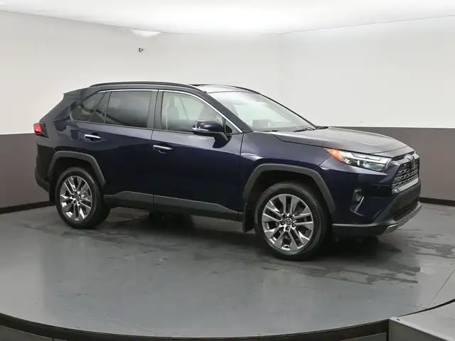 2024 Toyota RAV4 LIMITED AWD | APPLE CARPLAY | KEYLESS ENTRY | A