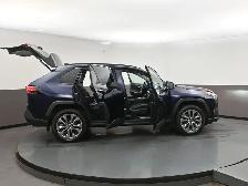 2024 Toyota RAV4 LIMITED AWD | APPLE CARPLAY | KEYLESS ENTRY | A - Photo 56