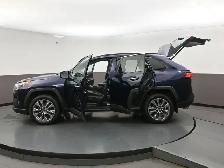 2024 Toyota RAV4 LIMITED AWD | APPLE CARPLAY | KEYLESS ENTRY | A - Photo 60