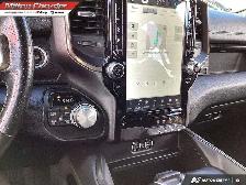 2022 Ram 1500 CREW SPORT 4X4| 12\' NAV| TRAILER TOW|SIDE STEPS - Photo 4