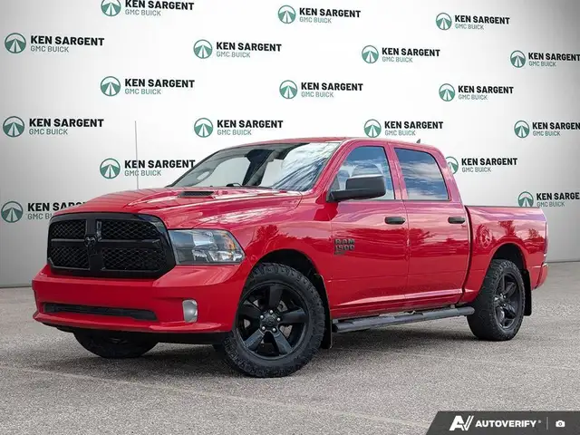 2023 Ram 1500 Classic Express Express 4x4 Crew Cab 5&amp.apos.7&