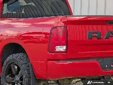 2023 Ram 1500 Classic Express Express 4x4 Crew Cab 5&amp.apos.7& - Photo 9