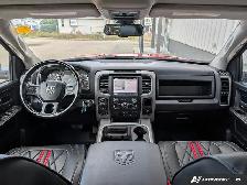 2023 Ram 1500 Classic Express Express 4x4 Crew Cab 5&amp.apos.7& - Photo 24
