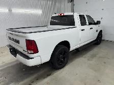 RAM 1500 Classic Express Quad Cab 4x4 2020 à vendre - Photo 4
