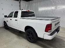 RAM 1500 Classic Express Quad Cab 4x4 2020 à vendre - Photo 6