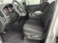 RAM 1500 Classic Express Quad Cab 4x4 2020 à vendre - Photo 7