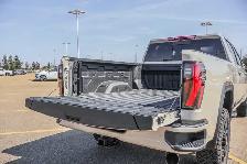 2026 GMC Sierra 3500HD AT4 - Photo 8