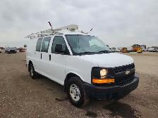 2012 Chevrolet Express - Photo 2