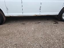 2012 Chevrolet Express - Photo 28