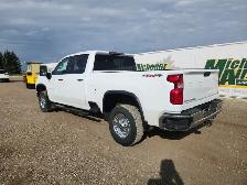 2022 Chevrolet Silverado 2500HD - Photo 3