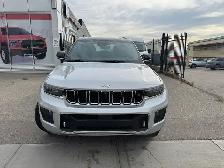 2024 Jeep Grand Cherokee Overland - Photo 2