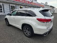 2018 Toyota Highlander XLE - Photo 2