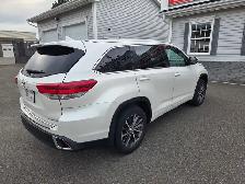 2018 Toyota Highlander XLE - Photo 3