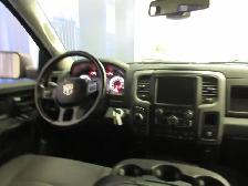 RAM 1500 CLASSIC 2022 EXPRESS CREW-CAB BOITE 5'7' 4X4 V8 5.7L HE - Photo 14