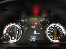 RAM 1500 CLASSIC 2022 EXPRESS CREW-CAB BOITE 5'7' 4X4 V8 5.7L HE - Photo 17