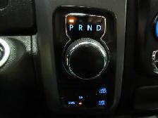 RAM 1500 CLASSIC 2022 EXPRESS CREW-CAB BOITE 5'7' 4X4 V8 5.7L HE - Photo 19
