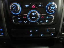 RAM 1500 CLASSIC 2022 EXPRESS CREW-CAB BOITE 5'7' 4X4 V8 5.7L HE - Photo 23