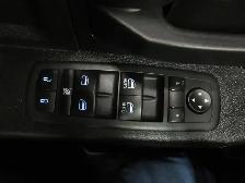 RAM 1500 CLASSIC 2022 EXPRESS CREW-CAB BOITE 5'7' 4X4 V8 5.7L HE - Photo 28