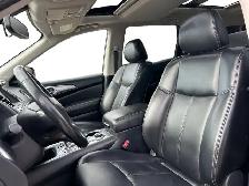 2019 Nissan Pathfinder SL Premium / 4x4 - Photo 11