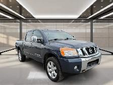 2015 Nissan Titan 4WD Crew Cab SWB SV - Photo 2