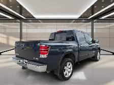 2015 Nissan Titan 4WD Crew Cab SWB SV - Photo 4