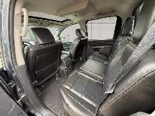2015 Nissan Titan 4WD Crew Cab SWB SV - Photo 11